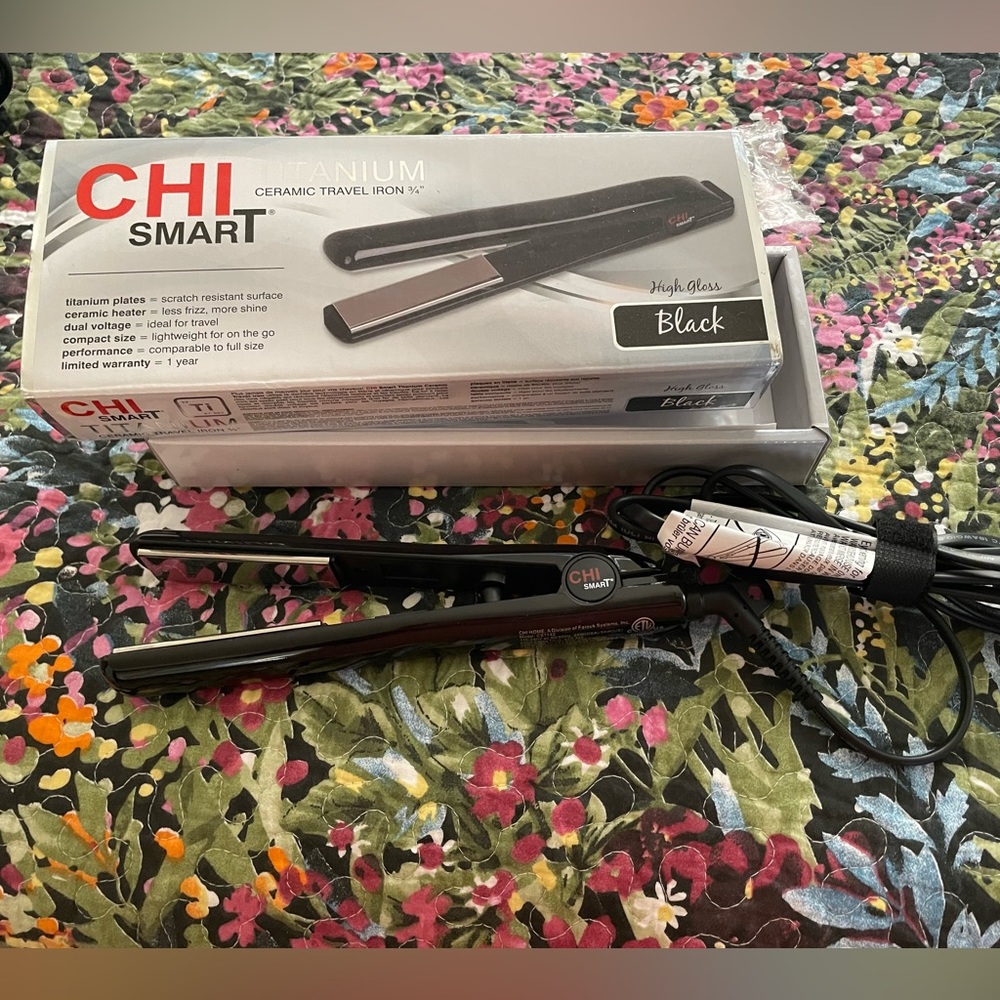 Chi Smart Titanium Ceramic 3/4 Inch Travel Iron